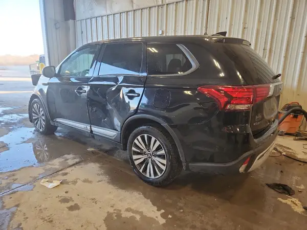 JA4AZ3A31KZ007844 2019 MITSUBISHI OUTLANDER - Image 2