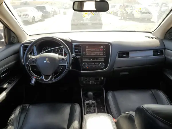 JA4AZ3A31KZ009299 2019 MITSUBISHI OUTLANDER - Image 8