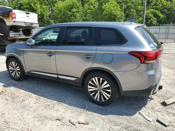 JA4AZ3A31KZ013370 2019 MITSUBISHI OUTLANDER - Image 2