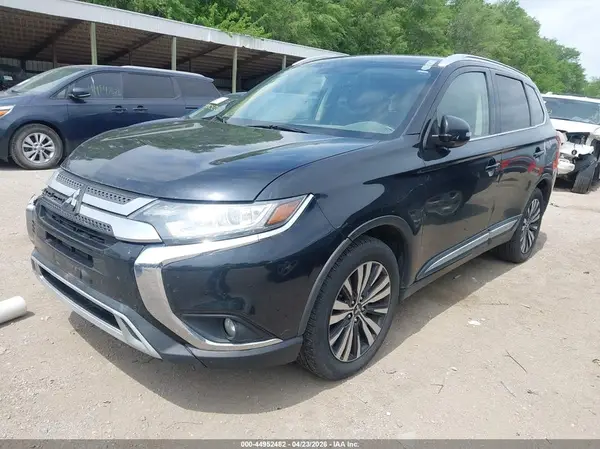 JA4AZ3A31KZ014163 2019 MITSUBISHI OUTLANDER - Image 2