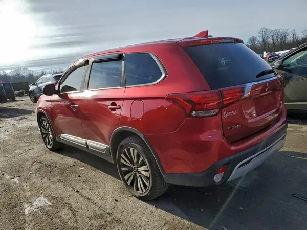 JA4AZ3A31KZ015782 2019 MITSUBISHI OUTLANDER - Image 2