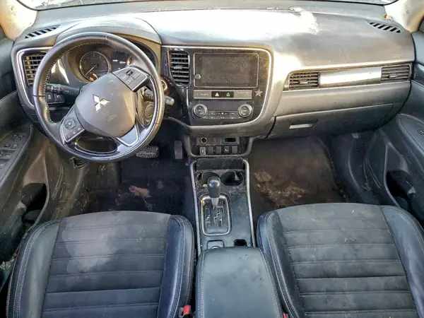 JA4AZ3A31KZ020271 2019 MITSUBISHI OUTLANDER - Image 8