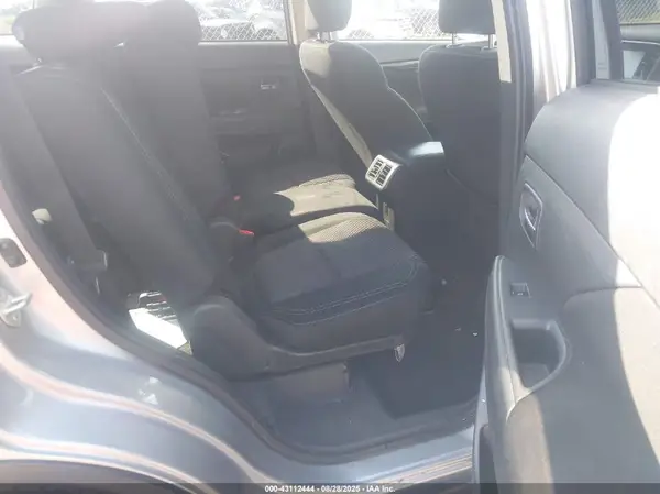 JA4AZ3A31KZ026233 2019 MITSUBISHI OUTLANDER - Image 8