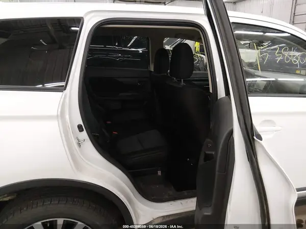 JA4AZ3A31KZ026314 2019 MITSUBISHI OUTLANDER - Image 8