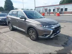 JA4AZ3A31KZ033926 2019 MITSUBISHI OUTLANDER