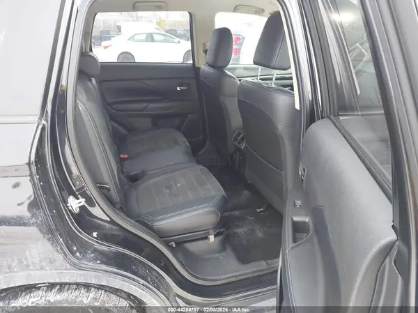 JA4AZ3A31KZ034090 2019 MITSUBISHI OUTLANDER - Image 8