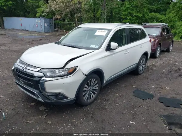 JA4AZ3A31KZ036096 2019 MITSUBISHI OUTLANDER - Image 2