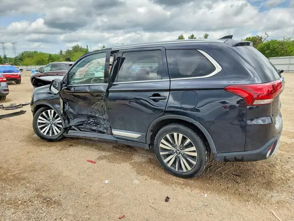 JA4AZ3A31KZ036776 2019 MITSUBISHI OUTLANDER - Image 2