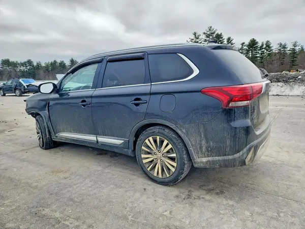 JA4AZ3A31KZ038785 2019 MITSUBISHI OUTLANDER - Image 2