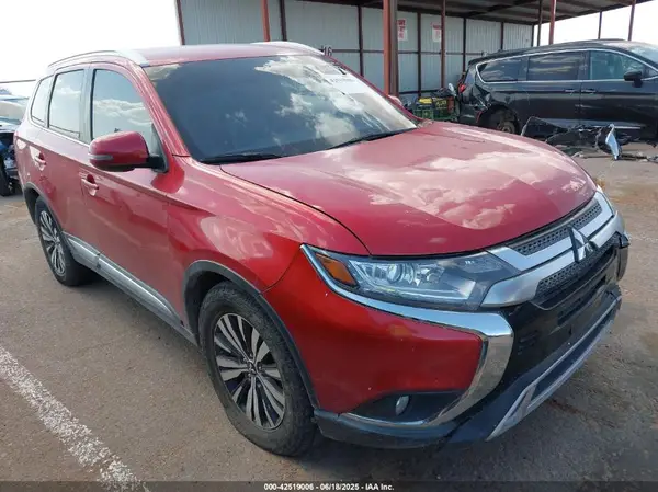 JA4AZ3A31KZ040438 2019 MITSUBISHI OUTLANDER - Image 1