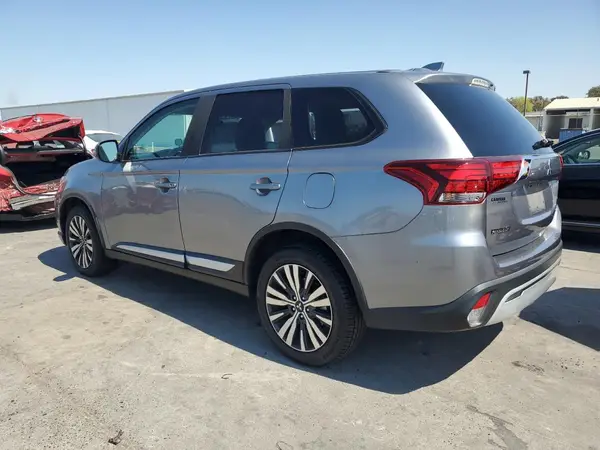 JA4AZ3A31KZ043257 2019 MITSUBISHI OUTLANDER - Image 2