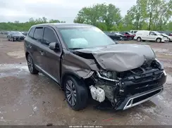 JA4AZ3A31KZ043372 2019 MITSUBISHI OUTLANDER