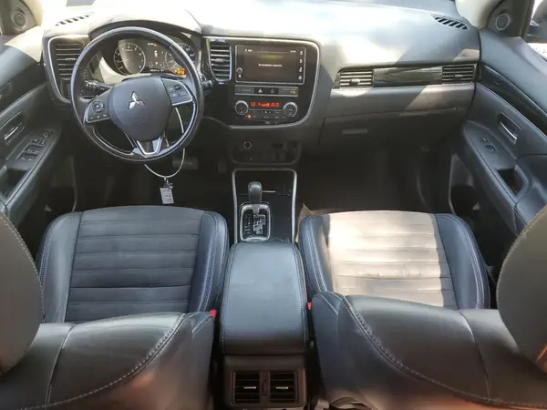 JA4AZ3A31KZ044909 2019 MITSUBISHI OUTLANDER - Image 8