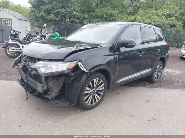 JA4AZ3A31KZ047566 2019 MITSUBISHI OUTLANDER - Image 2