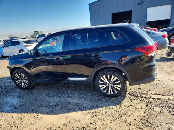 JA4AZ3A31KZ049124 2019 MITSUBISHI OUTLANDER - Image 2