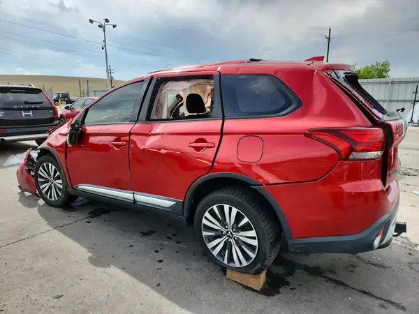 JA4AZ3A31KZ049236 2019 MITSUBISHI OUTLANDER - Image 2