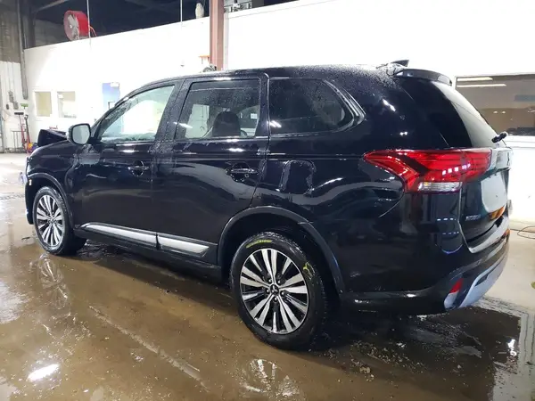 JA4AZ3A31KZ049754 2019 MITSUBISHI OUTLANDER - Image 2
