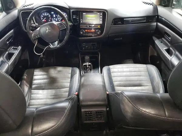 JA4AZ3A31KZ049754 2019 MITSUBISHI OUTLANDER - Image 8