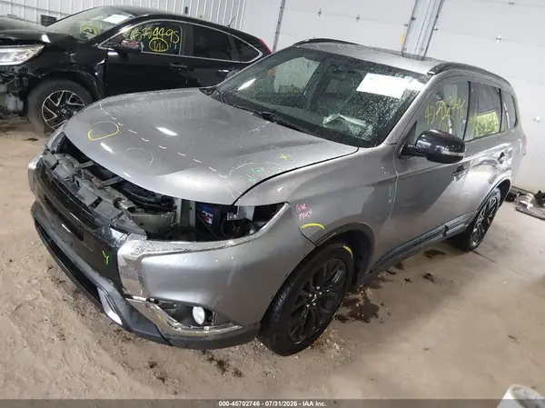 JA4AZ3A31KZ050452 2019 MITSUBISHI OUTLANDER - Image 2