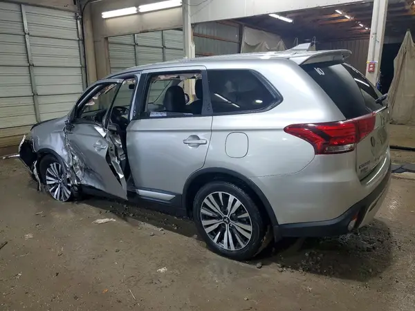 JA4AZ3A31KZ055375 2019 MITSUBISHI OUTLANDER - Image 2