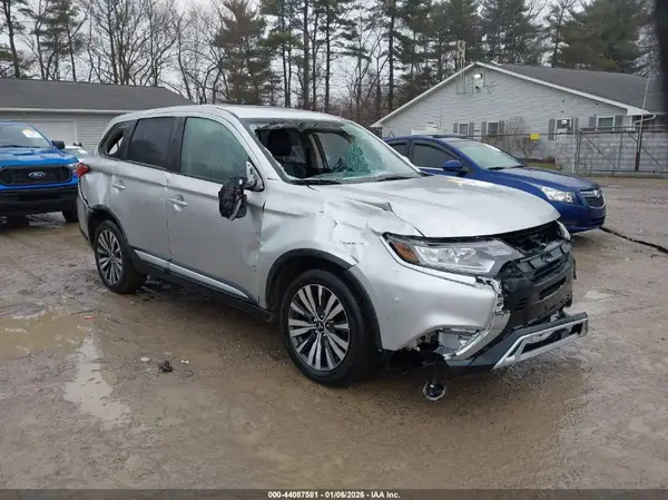 JA4AZ3A31KZ055702 2019 MITSUBISHI OUTLANDER - Image 1