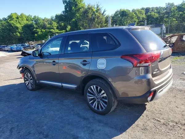 JA4AZ3A31LZ007070 2020 MITSUBISHI OUTLANDER - Image 2