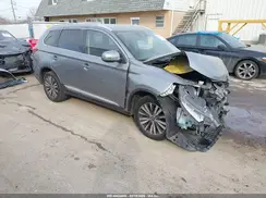 JA4AZ3A31LZ020899 2020 MITSUBISHI OUTLANDER