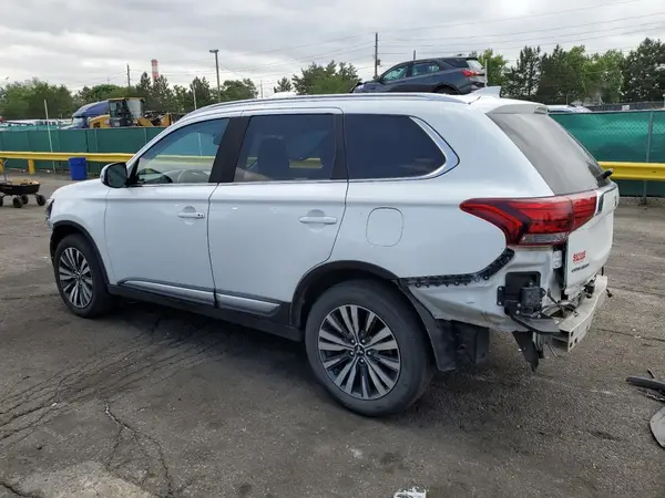 JA4AZ3A31LZ034074 2020 MITSUBISHI OUTLANDER - Image 2