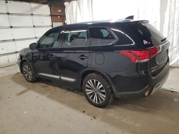 JA4AZ3A31LZ046385 2020 MITSUBISHI OUTLANDER - Image 2