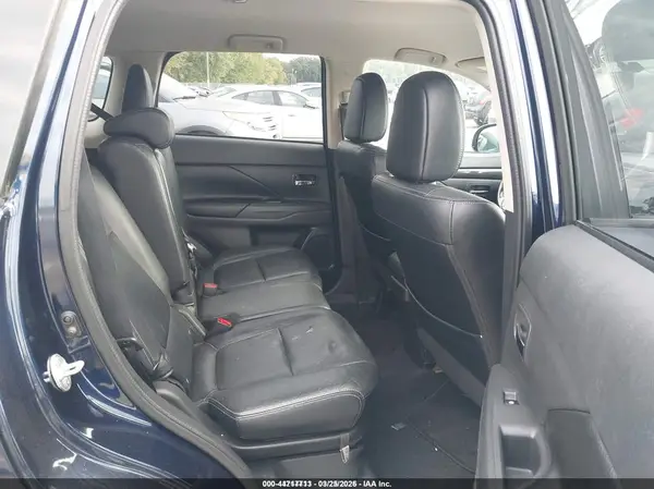 JA4AZ3A32GZ003146 2016 MITSUBISHI OUTLANDER - Image 8