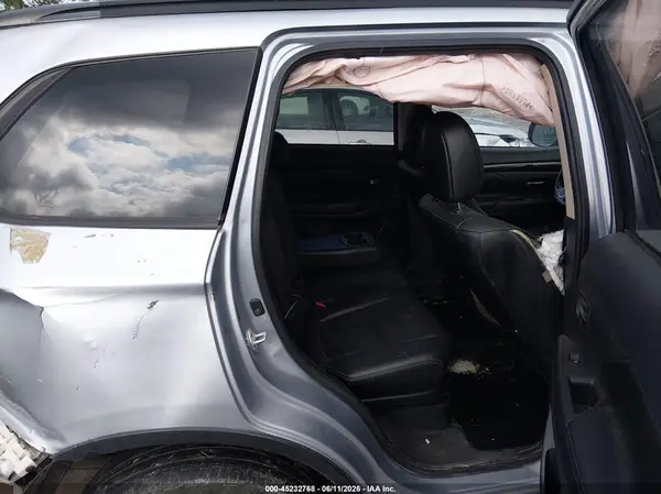JA4AZ3A32GZ005852 2016 MITSUBISHI OUTLANDER - Image 8