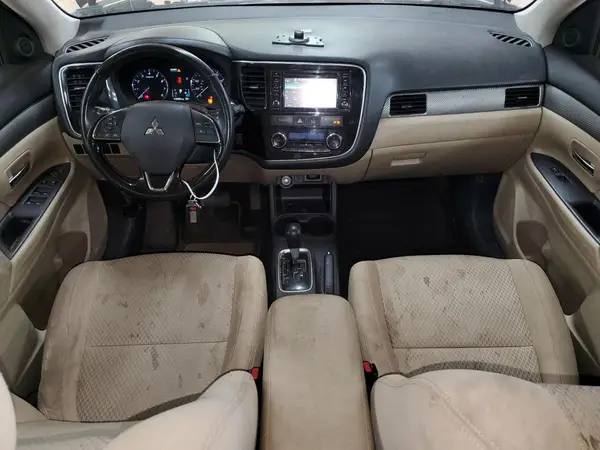 JA4AZ3A32GZ007066 2016 MITSUBISHI OUTLANDER - Image 8