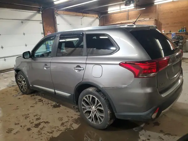 JA4AZ3A32GZ007455 2016 MITSUBISHI OUTLANDER - Image 2