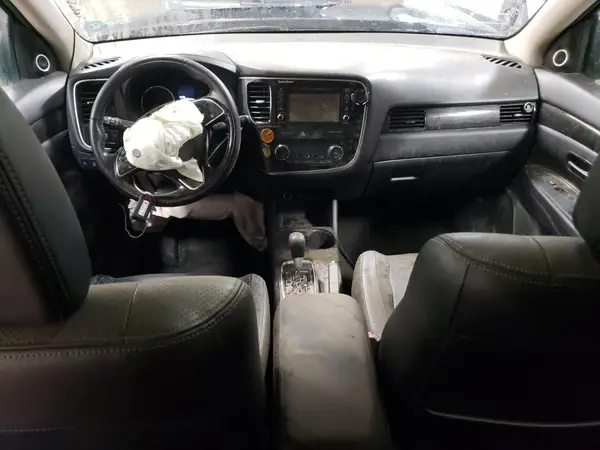 JA4AZ3A32GZ009741 2016 MITSUBISHI OUTLANDER - Image 8