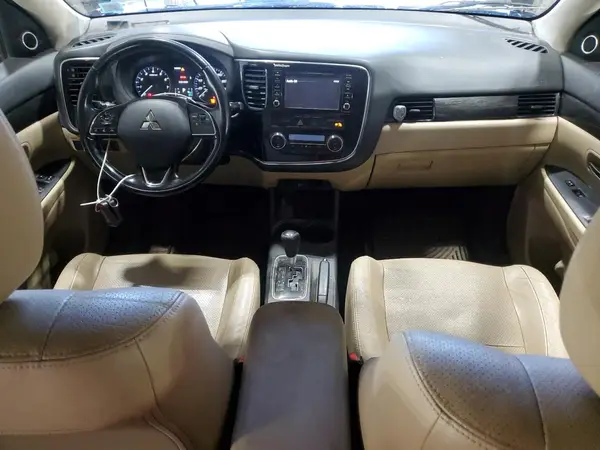 JA4AZ3A32GZ012784 2016 MITSUBISHI OUTLANDER - Image 8