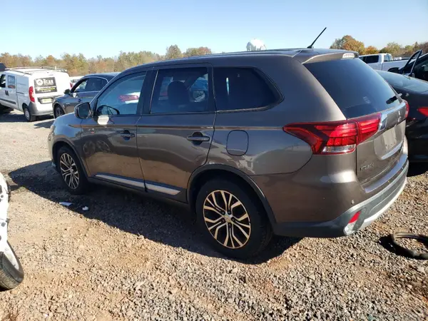 JA4AZ3A32GZ016429 2016 MITSUBISHI OUTLANDER - Image 2