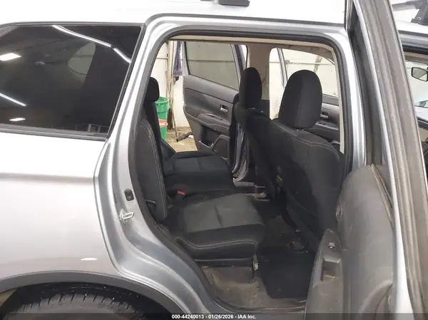 JA4AZ3A32GZ016558 2016 MITSUBISHI OUTLANDER - Image 8
