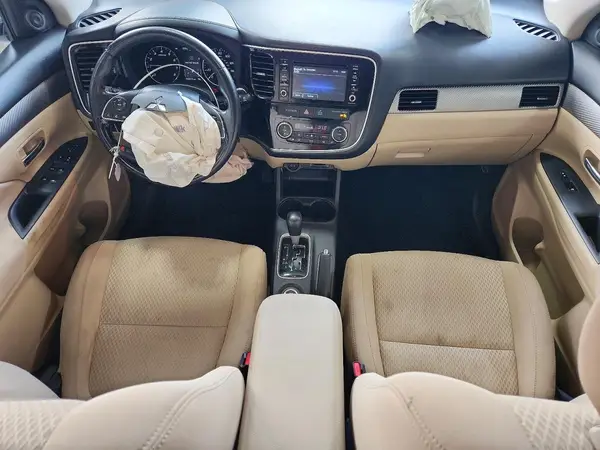 JA4AZ3A32GZ022683 2016 MITSUBISHI OUTLANDER - Image 8