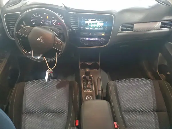 JA4AZ3A32GZ024028 2016 MITSUBISHI OUTLANDER - Image 8