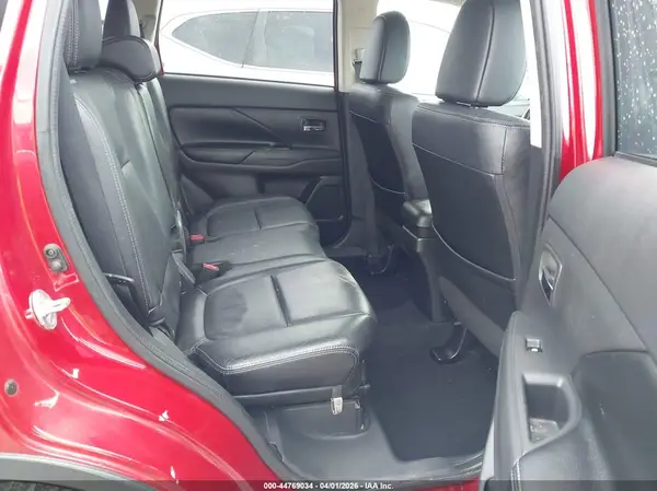 JA4AZ3A32GZ024417 2016 MITSUBISHI OUTLANDER - Image 8