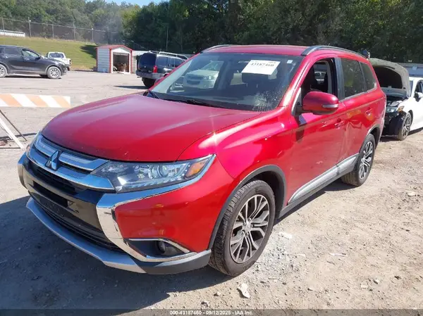 JA4AZ3A32GZ026278 2016 MITSUBISHI OUTLANDER - Image 2