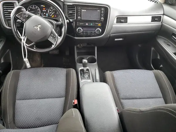 JA4AZ3A32GZ035076 2016 MITSUBISHI OUTLANDER - Image 8