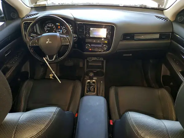 JA4AZ3A32GZ036826 2016 MITSUBISHI OUTLANDER - Image 8