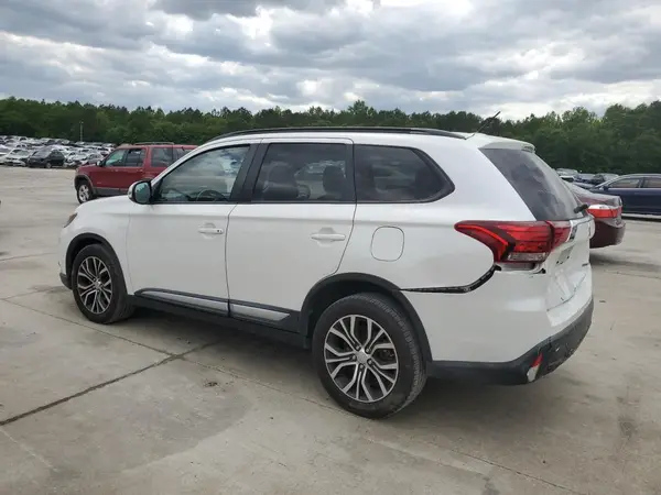 JA4AZ3A32GZ036860 2016 MITSUBISHI OUTLANDER - Image 2