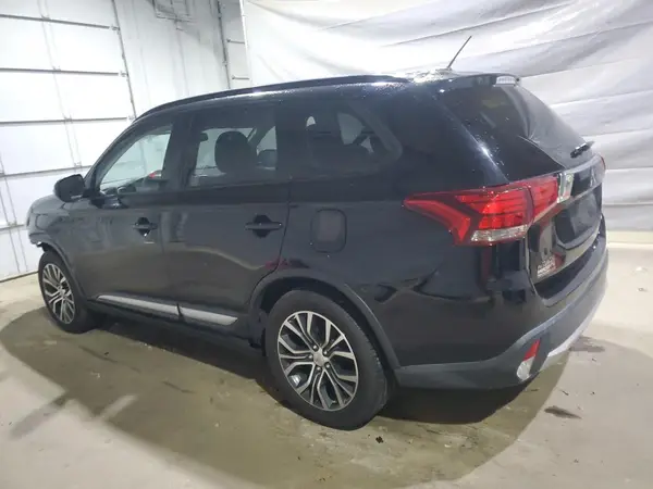 JA4AZ3A32GZ037006 2016 MITSUBISHI OUTLANDER - Image 2