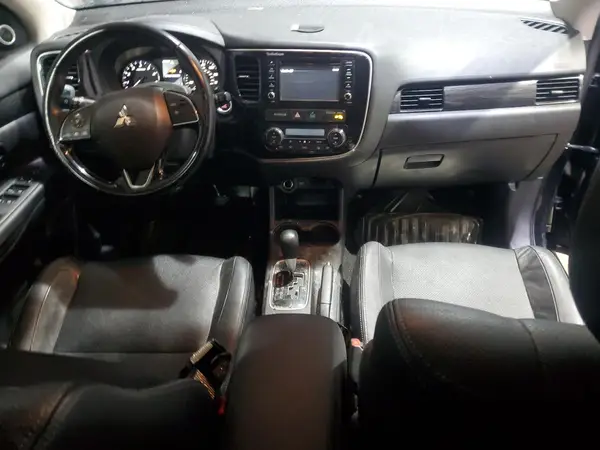 JA4AZ3A32GZ037006 2016 MITSUBISHI OUTLANDER - Image 8