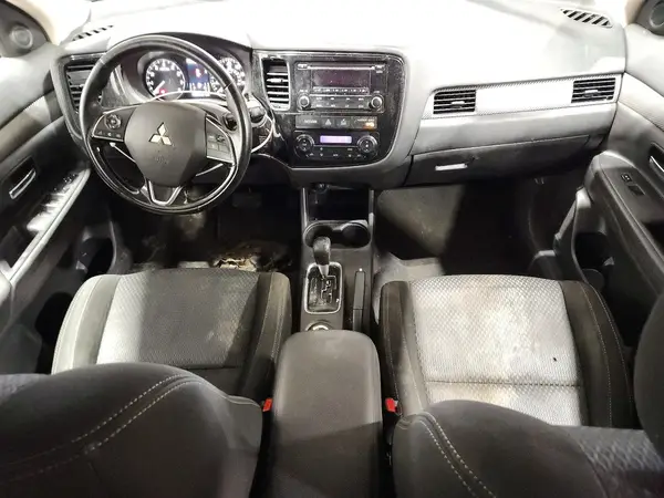 JA4AZ3A32GZ037538 2016 MITSUBISHI OUTLANDER - Image 8