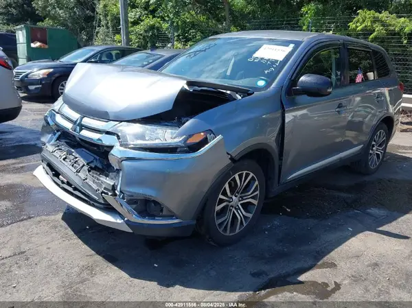 JA4AZ3A32GZ041184 2016 MITSUBISHI OUTLANDER - Image 2