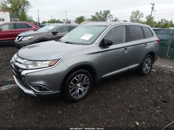 JA4AZ3A32GZ041959 2016 MITSUBISHI OUTLANDER - Image 2