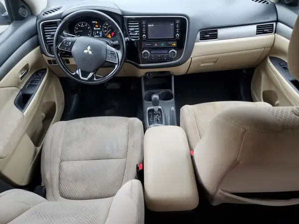 JA4AZ3A32GZ048510 2016 MITSUBISHI OUTLANDER - Image 8